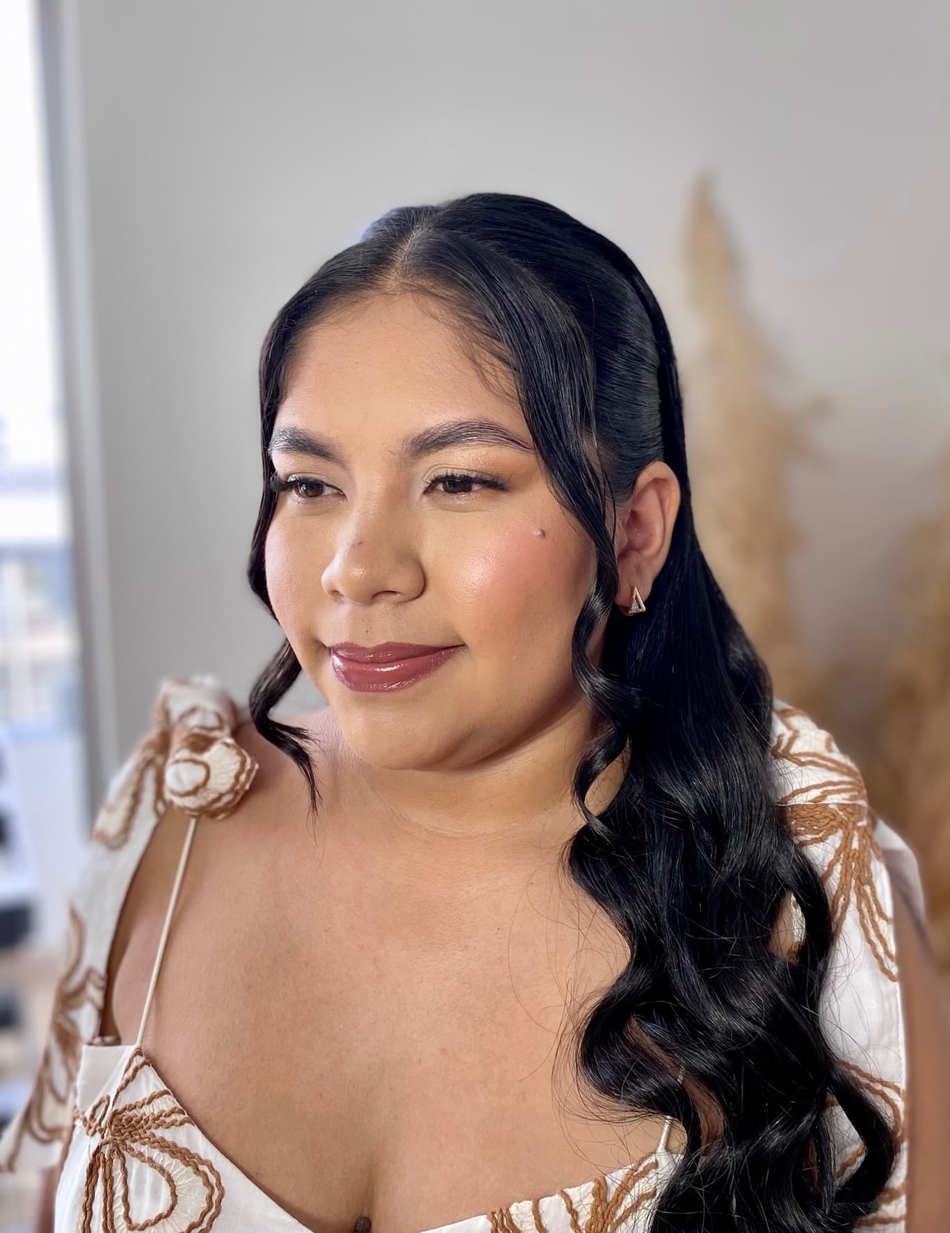 Maquillaje y peinado de novia